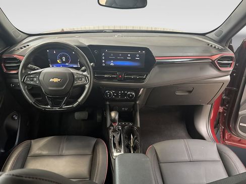 Used 2025 Chevrolet TrailBlazer RS w/ Convenience Package FWD image 10