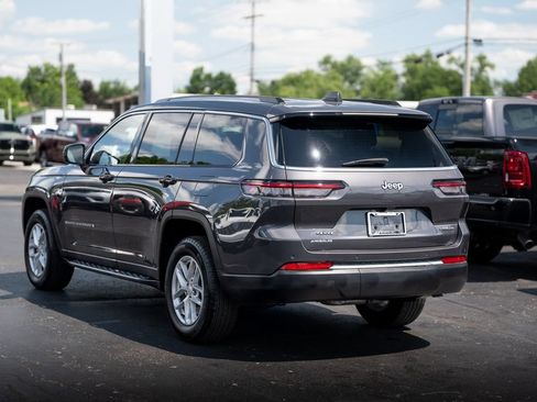 Used 2023 Jeep Grand Cherokee L Laredo w/ Luxury Tech Group I AWD/4WD image 6