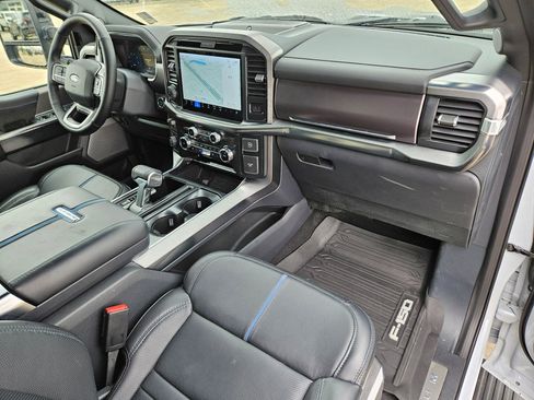 Certified 2025 Ford F150 Platinum AWD/4WD image 33