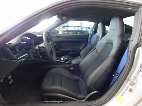 Used 2025 Porsche 911 Carrera T image 15