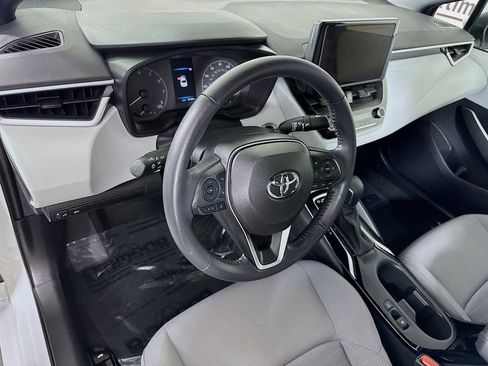 Certified 2023 Toyota Corolla SE w/ SE Premium Package FWD image 19