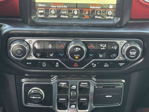 Used 2022 Jeep Wrangler Unlimited Rubicon w/ Steel Bumper Group AWD/4WD image 6