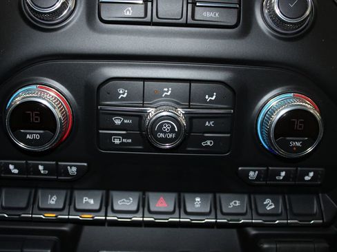 Used 2022 GMC Sierra 2500 AT4 w/ AT4 Preferred Package image 47