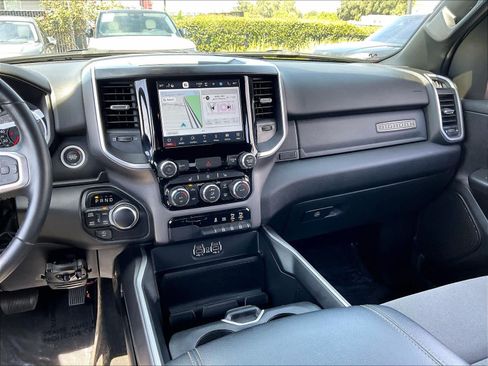 Used 2023 RAM 1500 Big Horn AWD/4WD image 9