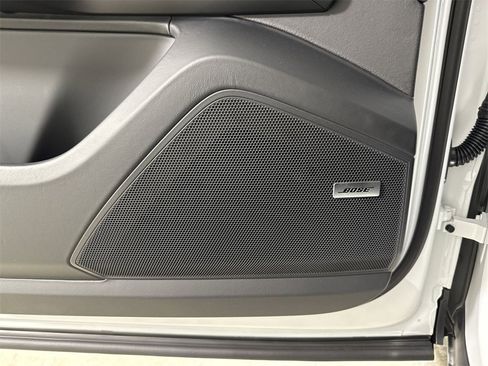 New 2026 Porsche Cayenne image 35