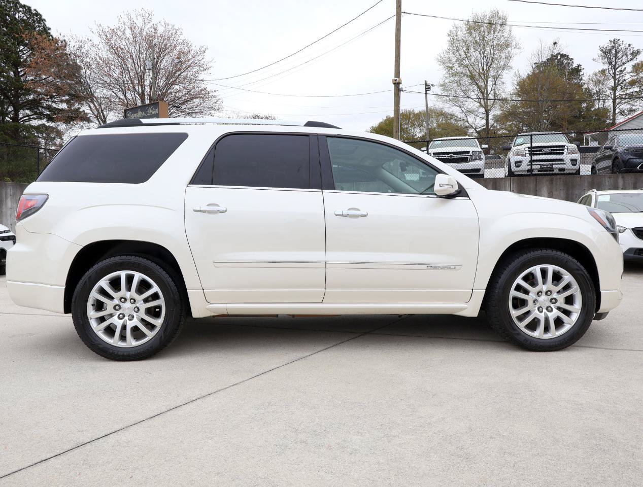 Used 2015 GMC Acadia Denali FWD image 8