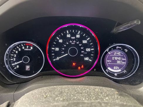Used 2017 Honda HR-V LX image 5