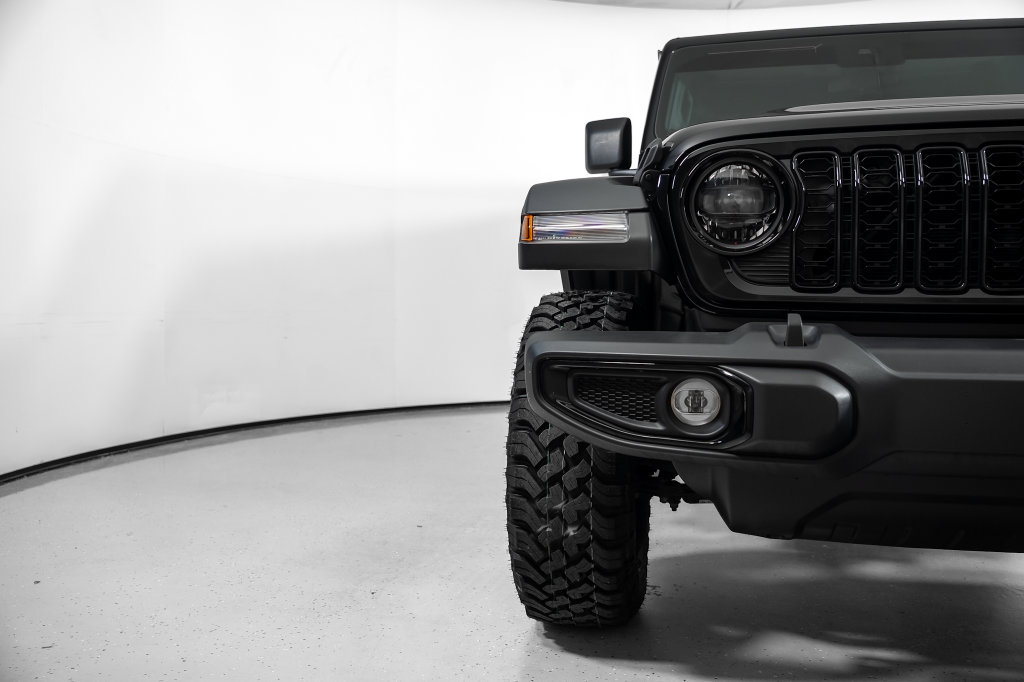Used 2024 Jeep Wrangler Unlimited Sport AWD/4WD image 19