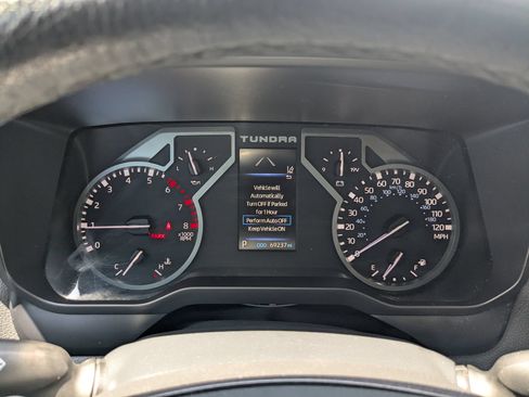 Used 2022 Toyota Tundra Limited AWD/4WD image 15