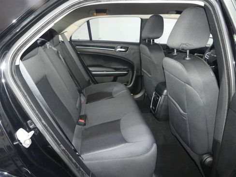 Used 2023 Chrysler 300 Touring w/ Sport Appearance Package RWD image 27