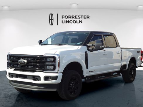 Used 2025 Ford F250 Lariat w/ Lariat Ultimate Package AWD/4WD image 7