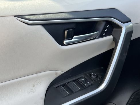 New 2025 Toyota RAV4 XLE Premium image 10