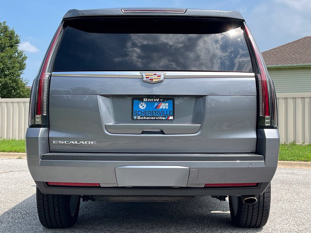 Used 2018 Cadillac Escalade Luxury w/ LPO, Radiant Package AWD/4WD image 6
