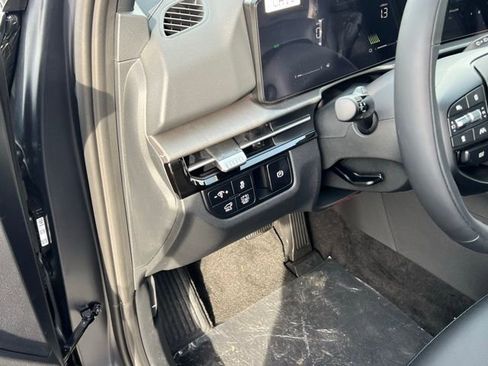 New 2026 Kia Sportage X-Line AWD/4WD image 13