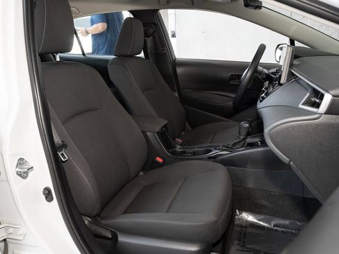 Used 2024 Toyota Corolla LE FWD image 34
