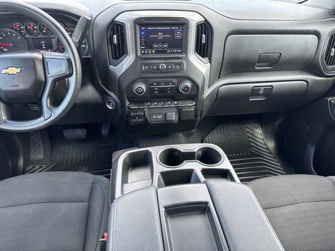 Used 2024 Chevrolet Silverado 2500 Custom w/ Custom Convenience Package AWD/4WD image 15