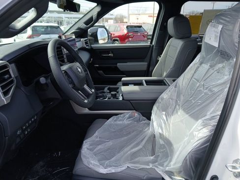 New 2026 Toyota Tundra Limited image 6