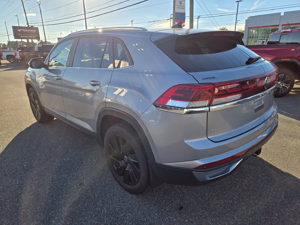 Used 2024 Volkswagen Atlas Cross Sport SE w/ Panoramic Sunroof Package AWD/4WD image 7