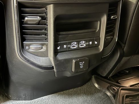 Used 2024 RAM 1500 Limited image 47