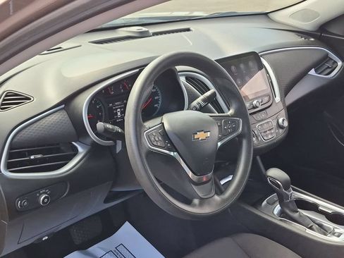 Used 2023 Chevrolet Malibu LT FWD image 10