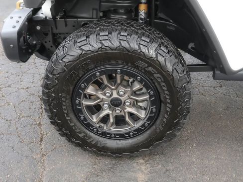 Used 2021 Jeep Wrangler Unlimited Rubicon w/ Trailer Tow Package image 15