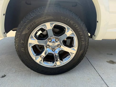 Used 2018 RAM 1500 Laramie w/ Convenience Group AWD/4WD image 74