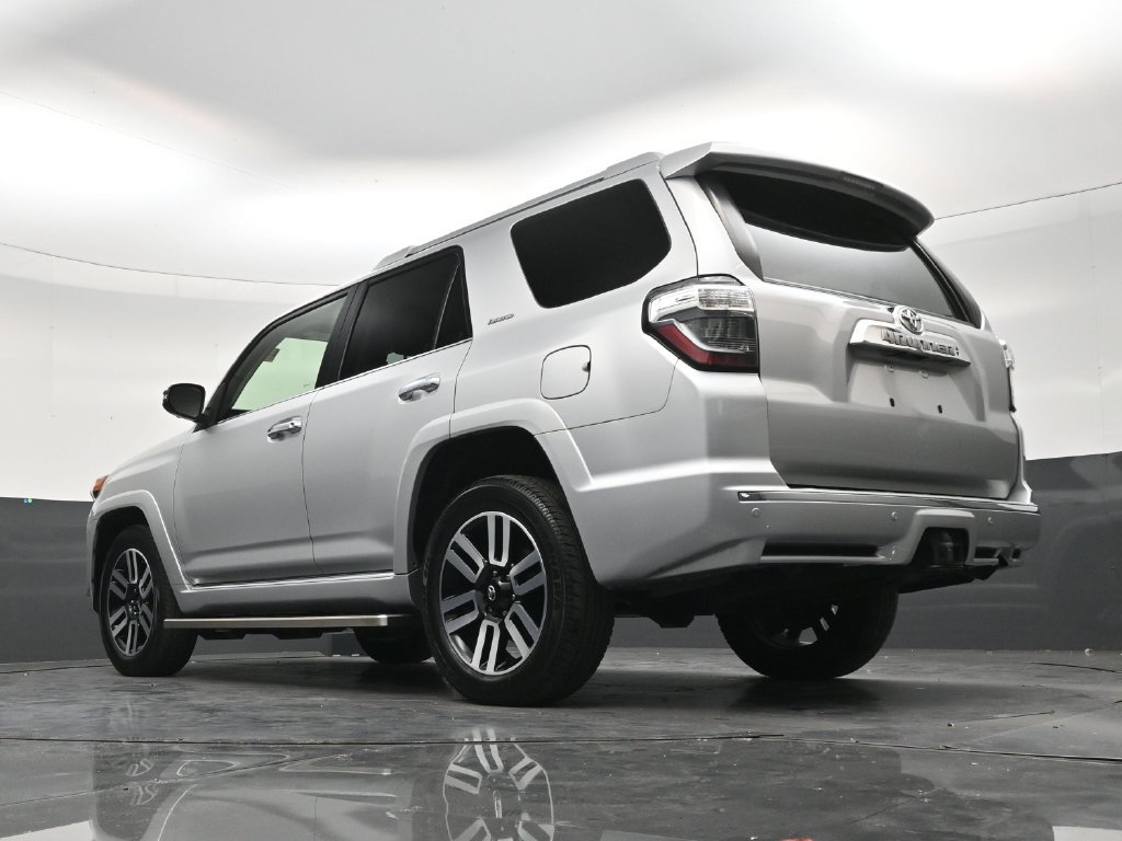 Used 2023 Toyota 4Runner Limited RWD image 22