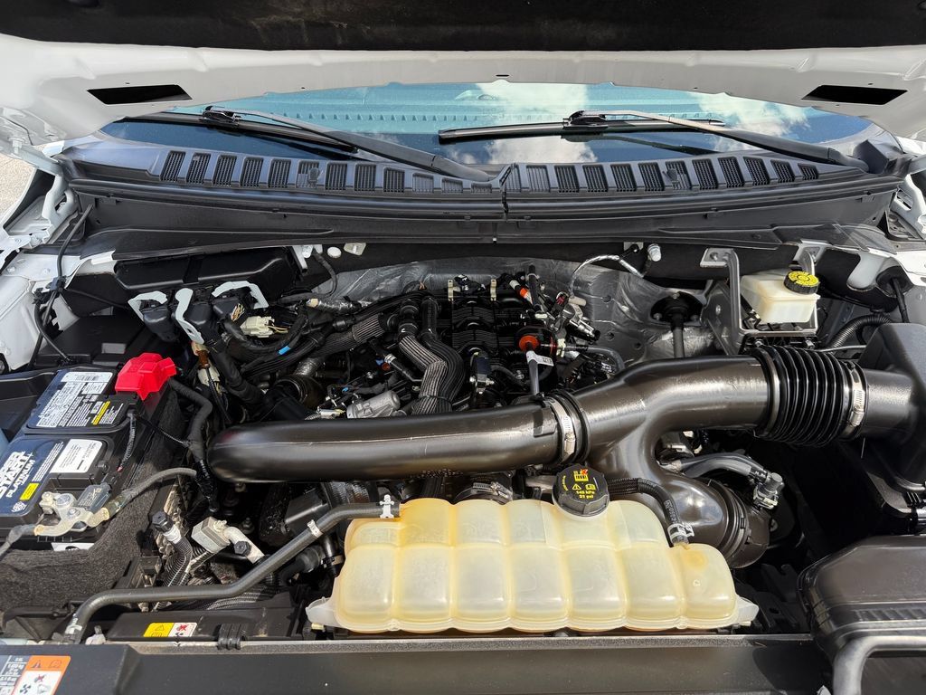 Used 2022 Ford Expedition XLT RWD image 14