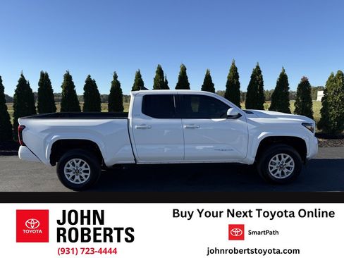Used 2024 Toyota Tacoma SR5 image 1