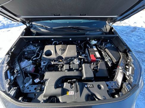 Used 2025 Toyota RAV4 XLE image 30