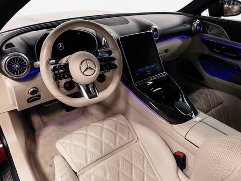 Used 2022 Mercedes-Benz SL 63 AMG 4MATIC image 9