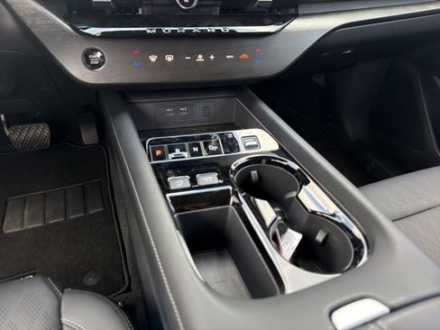 Used 2025 Nissan Murano Platinum AWD/4WD image 15