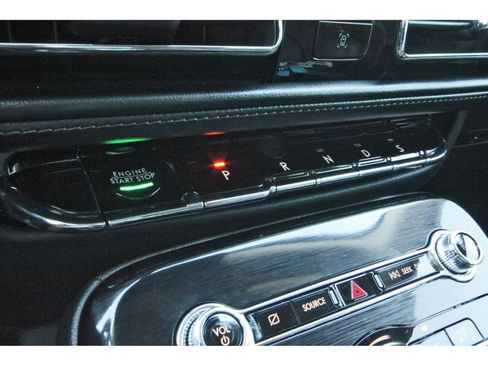 Used 2023 Lincoln Nautilus AWD image 27