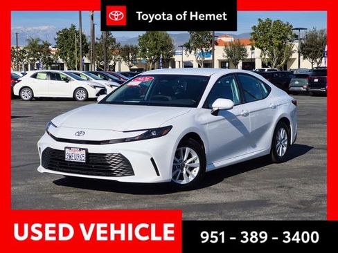 Used 2026 Toyota Camry LE w/ Convenience Package image 1
