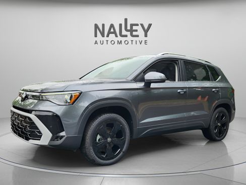 Certified 2025 Volkswagen Taos SEL AWD/4WD image 1