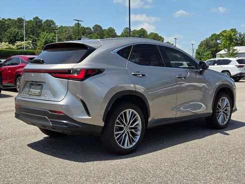 Used 2022 Lexus NX 350h AWD w/ Vision Package image 5