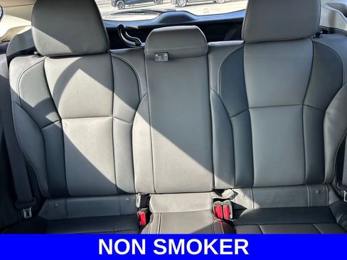 Used 2021 Subaru Crosstrek 2.5i Sport w/ Moonroof Package image 21