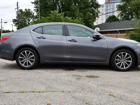 Used 2019 Acura TLX FWD image 8