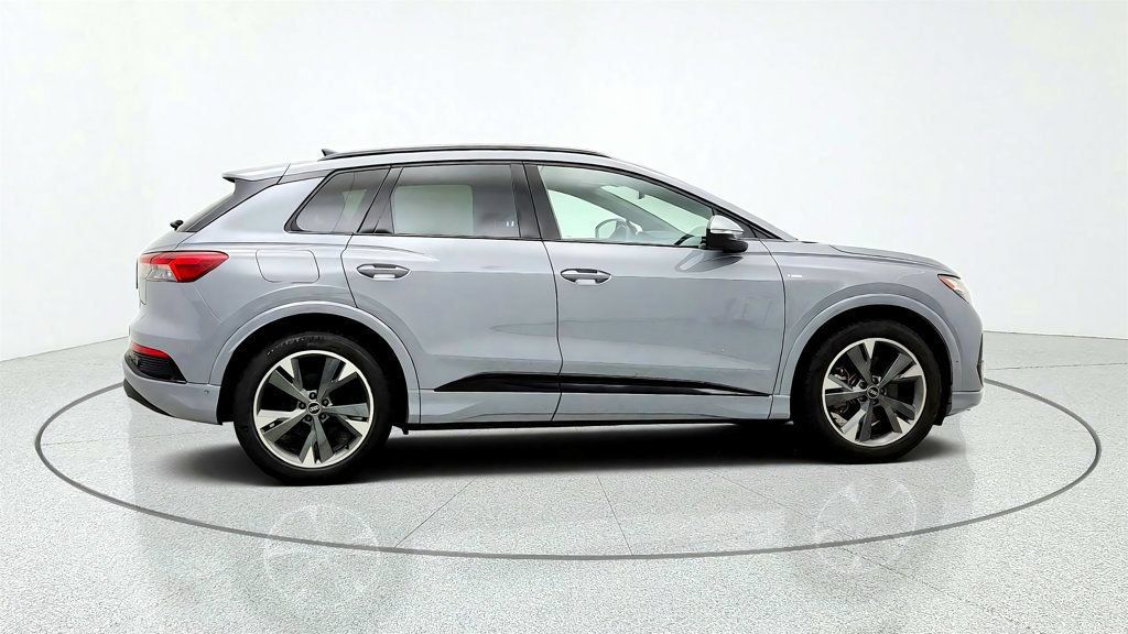 Used 2024 Audi Q4 e-tron Premium Plus w/ Premium Plus AWD/4WD image 4