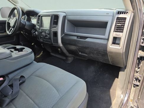 Used 2020 RAM 1500 Tradesman w/ Tradesman SXT Package RWD image 17