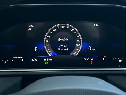 Certified 2026 Volkswagen Taos SE FWD image 24