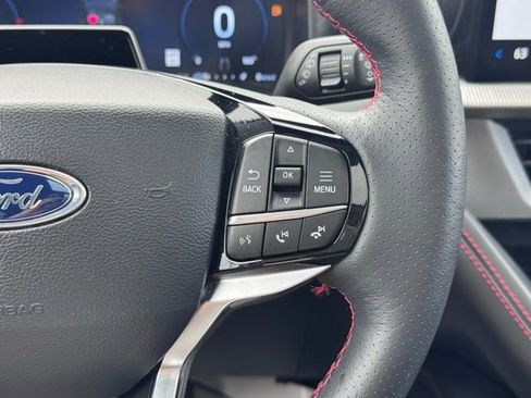 Used 2025 Ford Explorer ST-Line w/ Premium Package image 11