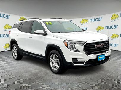 Used 2023 GMC Terrain SLE w/ Driver Convenience Package
