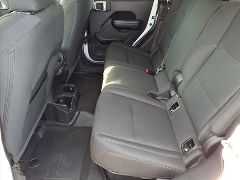 Used 2021 Jeep Gladiator Sport AWD/4WD image 14