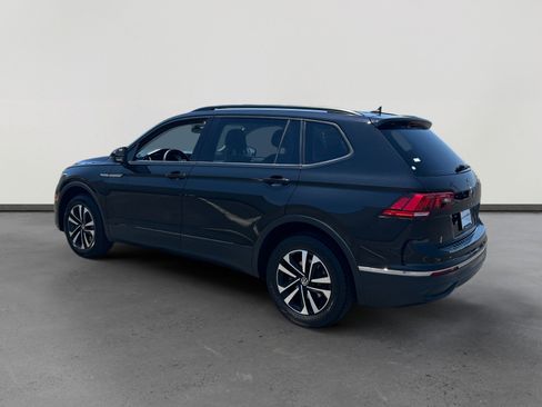 Used 2022 Volkswagen Tiguan S w/ IQ.Drive Package FWD image 3