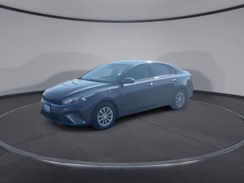 Used 2022 Kia Forte Sedan FWD image 4