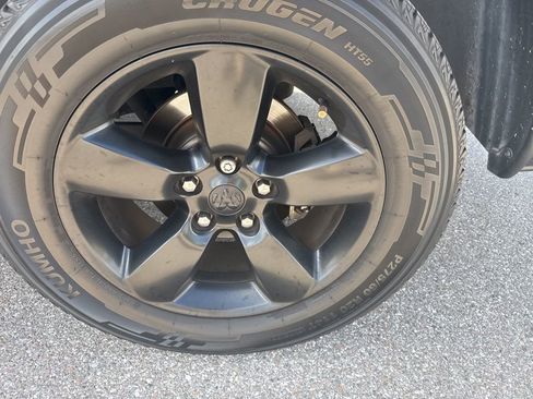 Used 2018 RAM 1500 Express w/ Express Value Package image 9