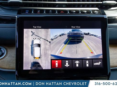 Used 2022 Jeep Grand Cherokee Summit AWD/4WD image 11