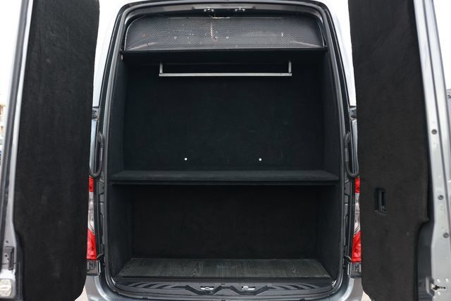 Used 2020 Mercedes-Benz Sprinter 2500 image 12