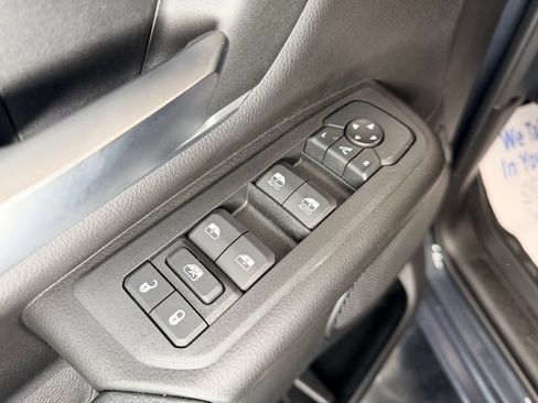 New 2026 RAM 1500 4x4 Crew Cab image 19